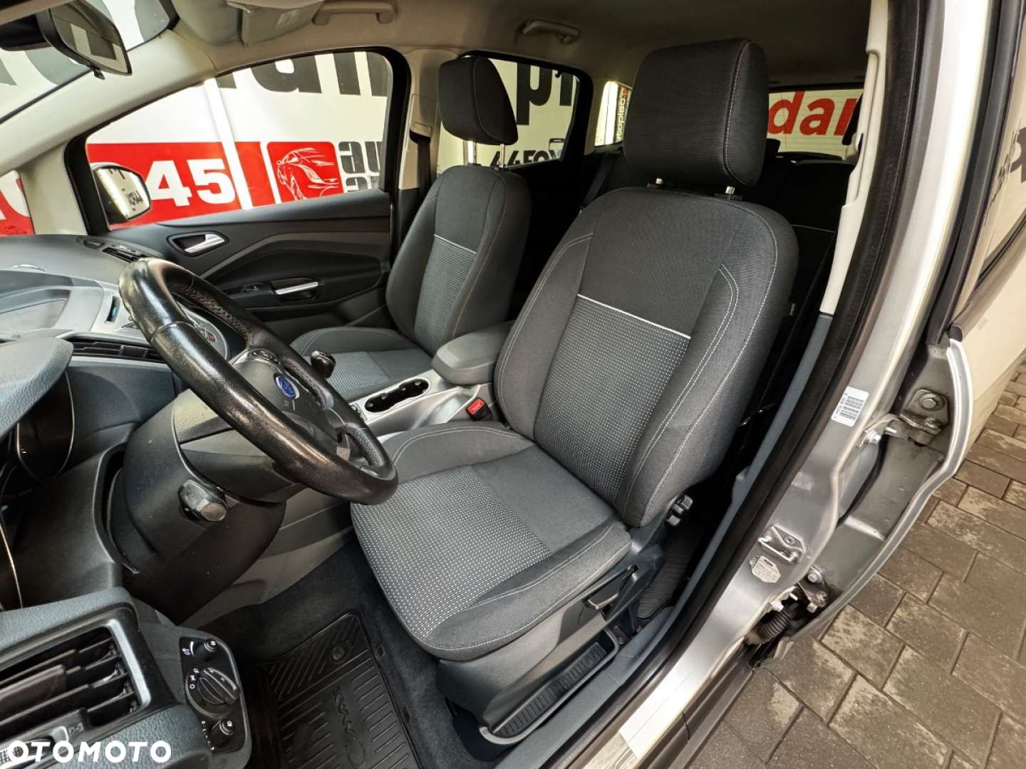 Ford C-MAX 2.0 TDCi Champions Edition - 21