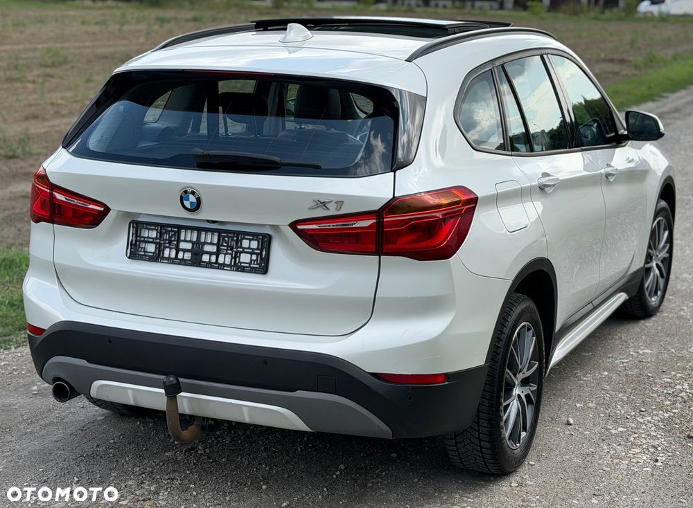 BMW X1 sDrive18d Sport Line - 20