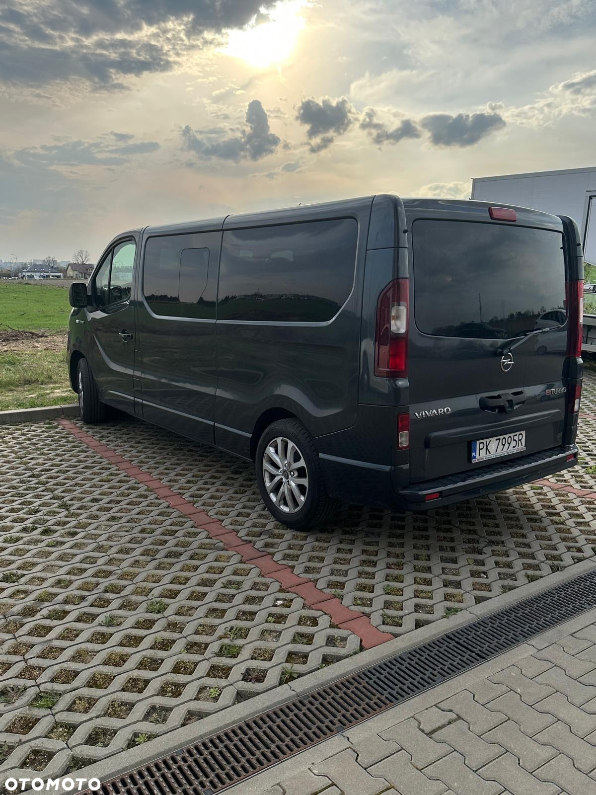 Opel Vivaro L2H1 2,9t Edition Business - 12