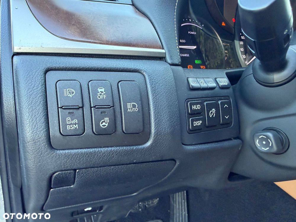 Lexus GS - 22