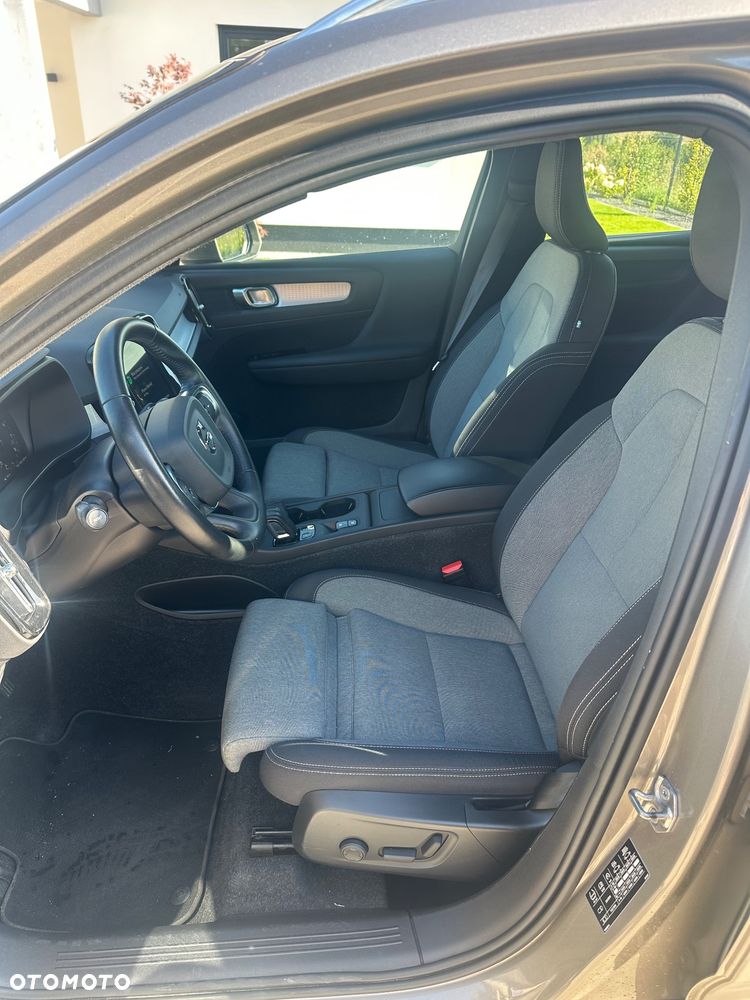 Volvo XC 40 T3 Momentum Pro - 14
