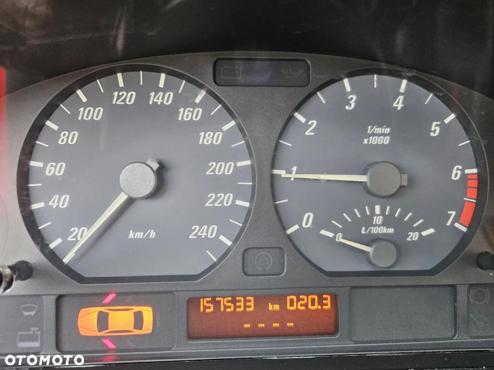 BMW Seria 3 - 11