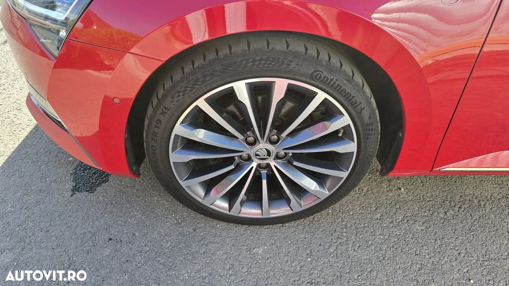 Skoda Superb 2.0 TDI 4X4 DSG Laurin & Klement - 30