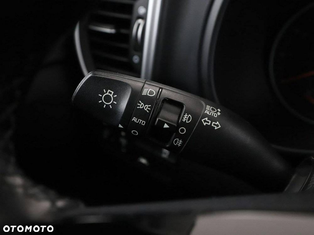 Kia Sportage 1.6 T-GDI 2WD VISION - 33