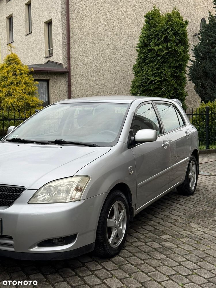 Toyota Corolla 1.6 VVT-i Terra - 2