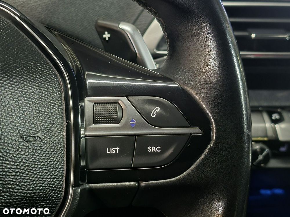 Peugeot 3008 - 26
