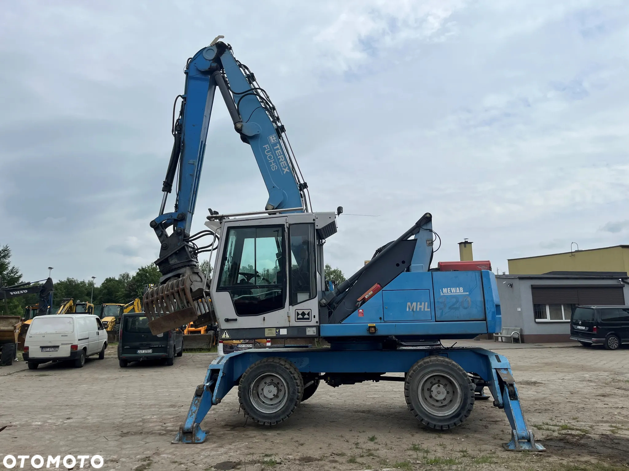 Fuchs MHL320 - 4