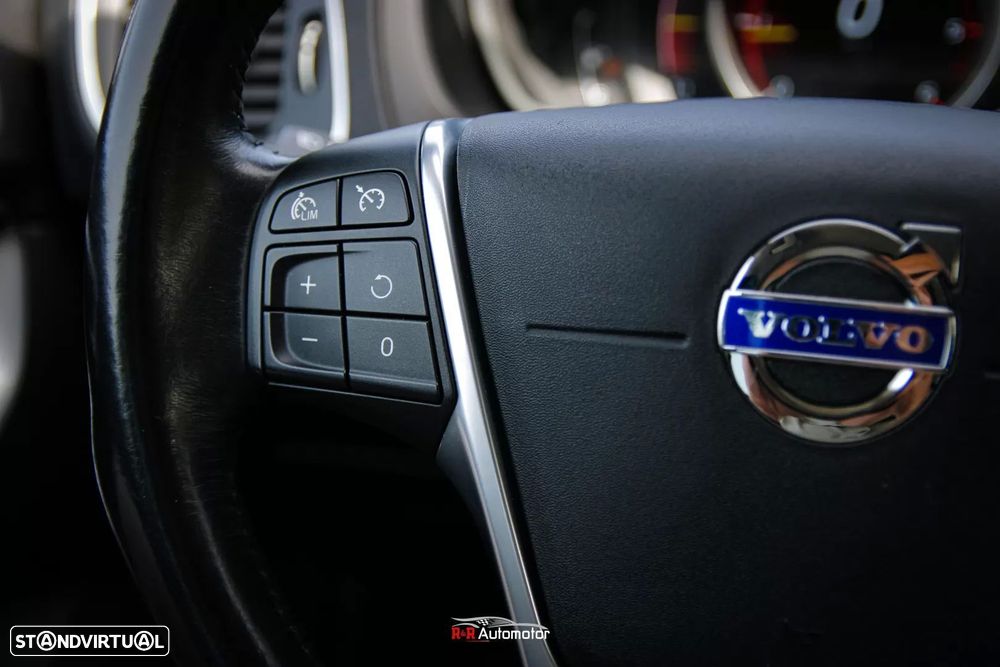 Volvo V40 1.6 D2 Volvo Ocean Race — fotografia 13