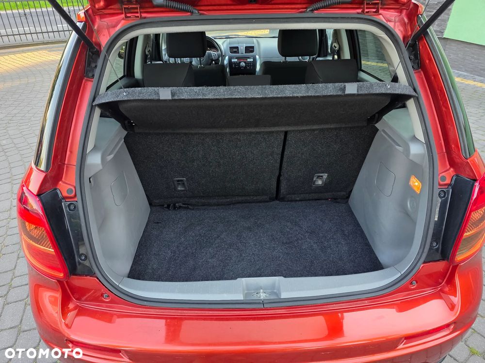 Suzuki SX4 2.0 DDiS 4x4 Comfort - 12