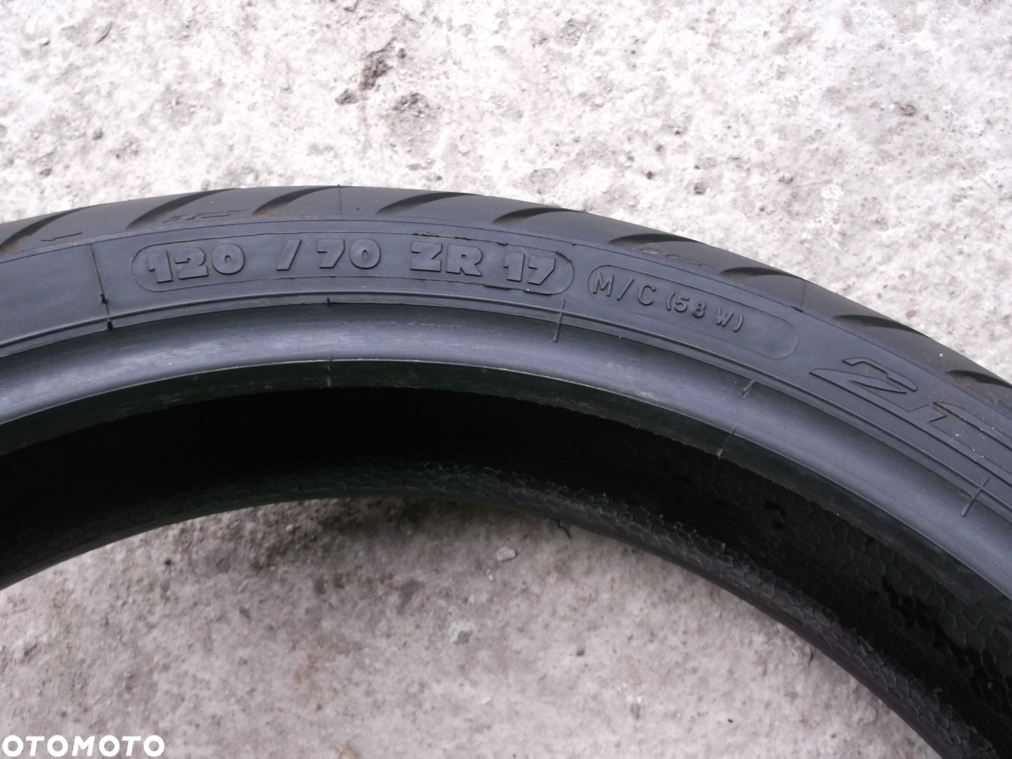 opona 120/70ZR17	 Michelin Pilot Road 2 dot2119 2,6mm - 5