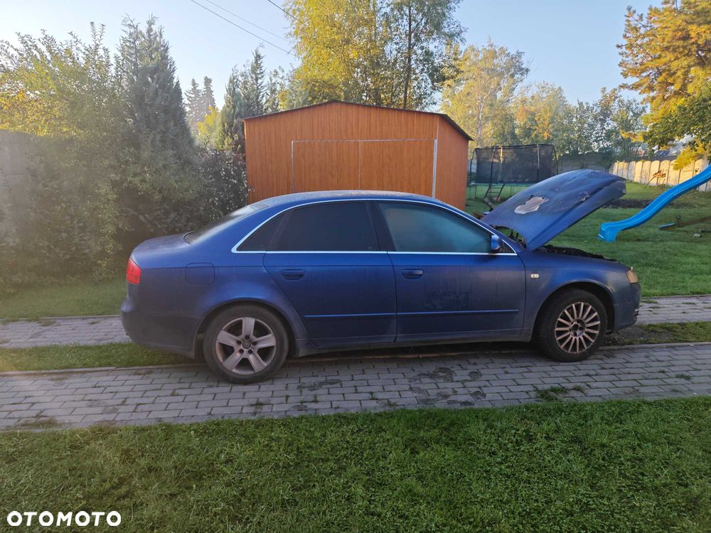 Audi A4 Limousine - 5