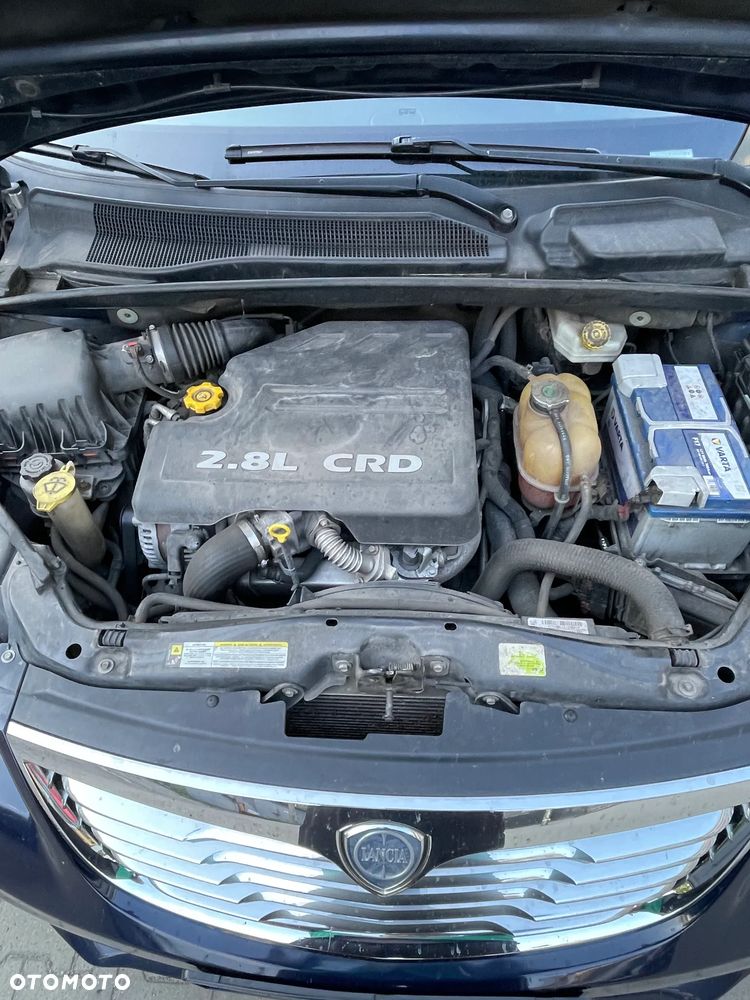 Lancia Voyager 2.8CRD Gold - 5