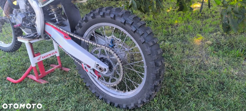 Honda CRF - 7