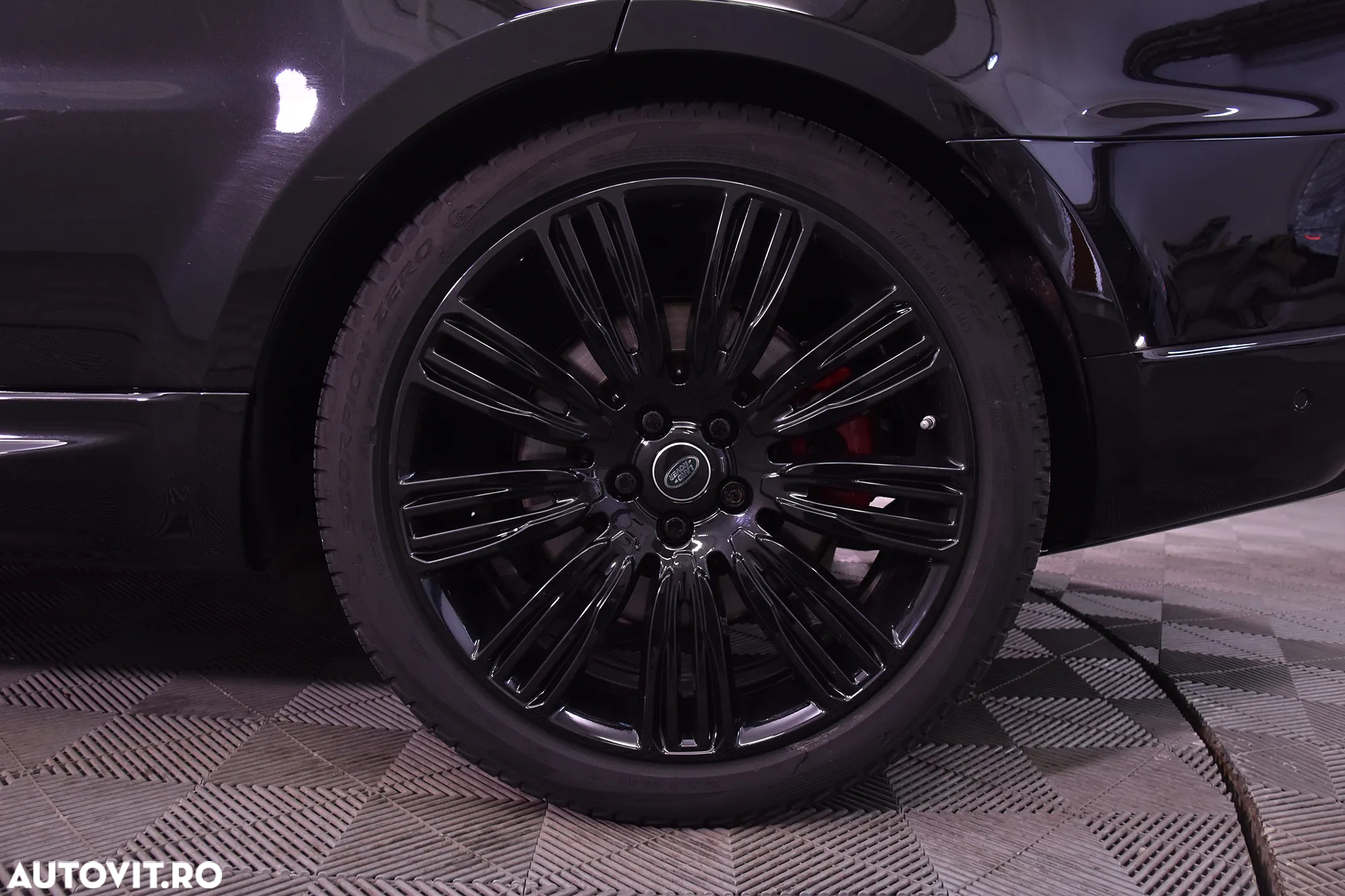 Land Rover Range Rover Sport - 13