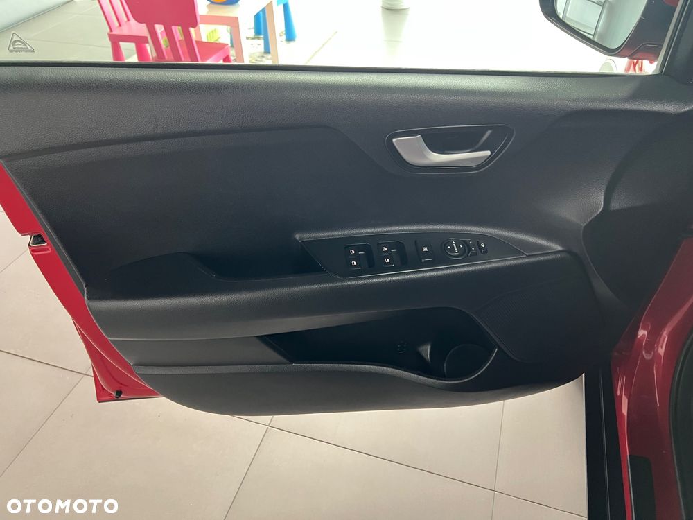 Kia Stonic - 25
