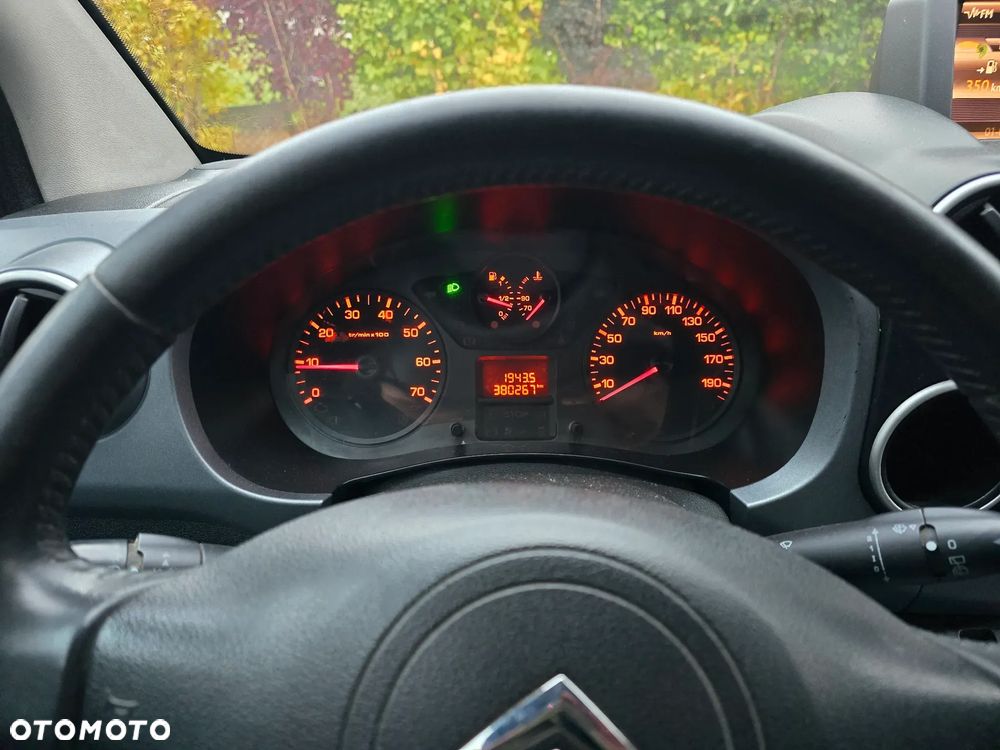 Citroën Berlingo II 1.6 HDi Multispace - 10
