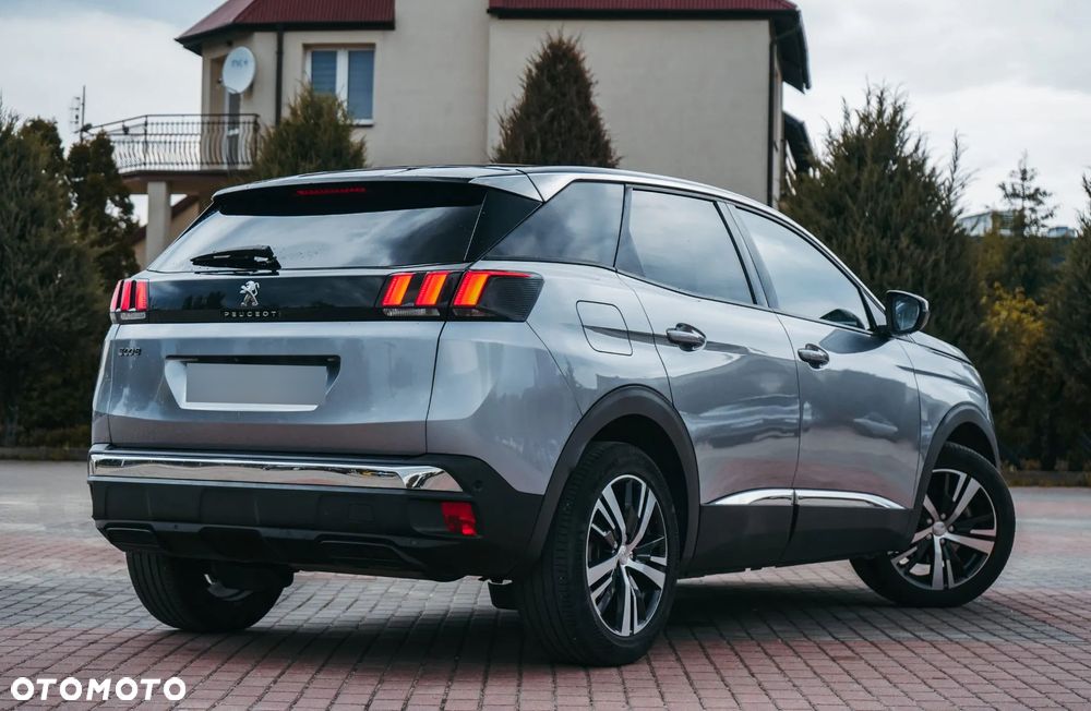 Peugeot 3008 PureTech 130 Stop & Start GPF Allure - 15