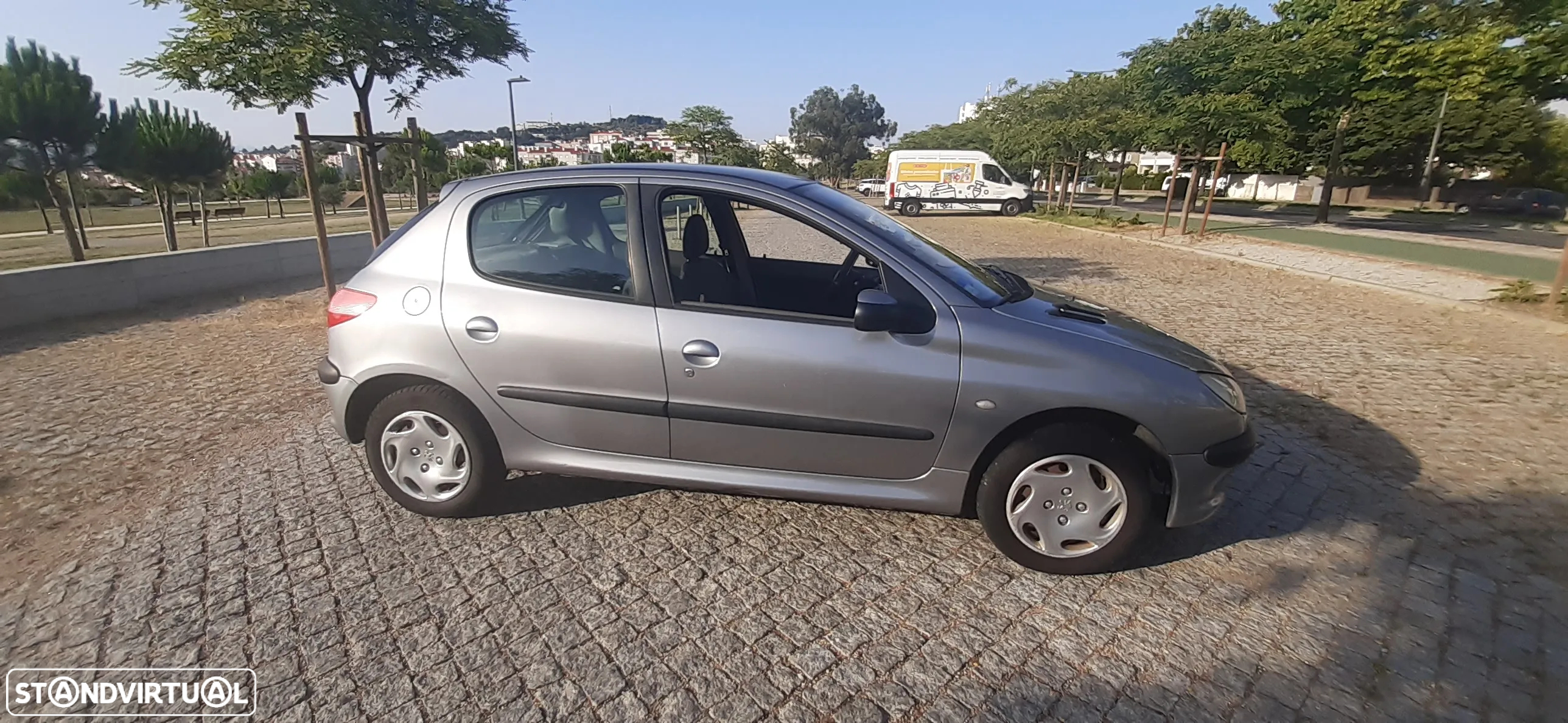 Peugeot 206 1.1 XR - 3