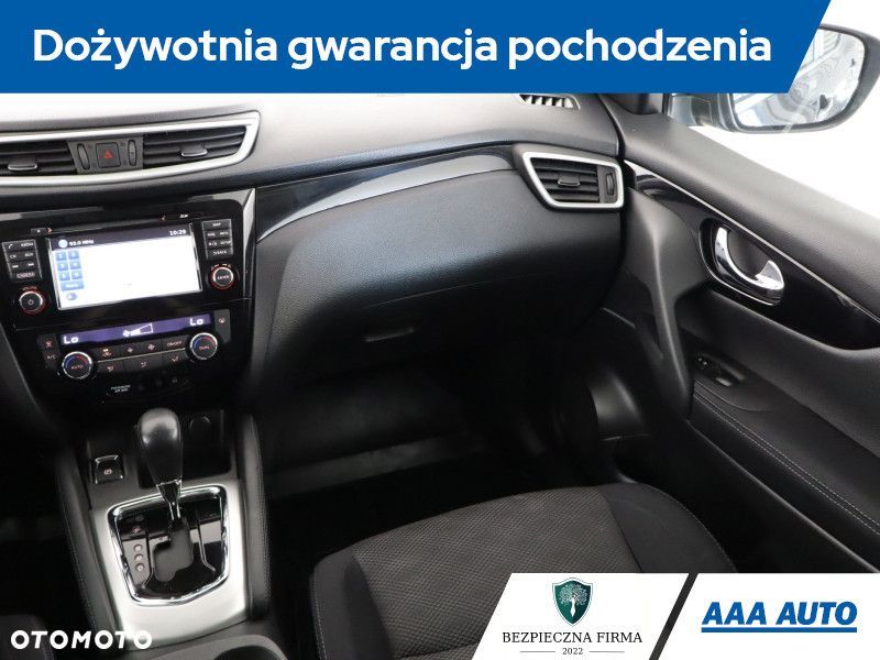 Nissan Qashqai - 10