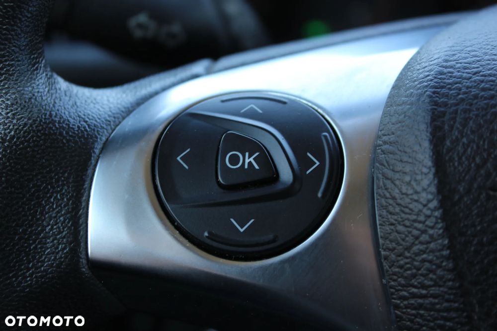 Ford Tourneo Connect 1.6 TDCi Titanium - 17