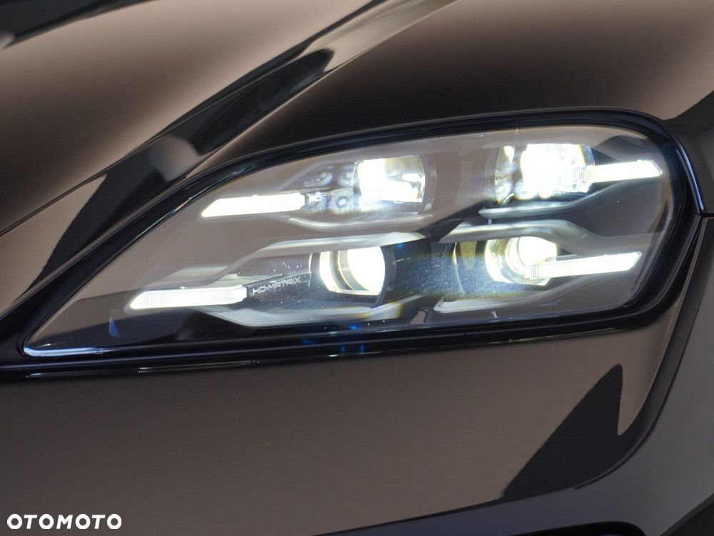 Porsche Taycan 105kWh 4 - 10