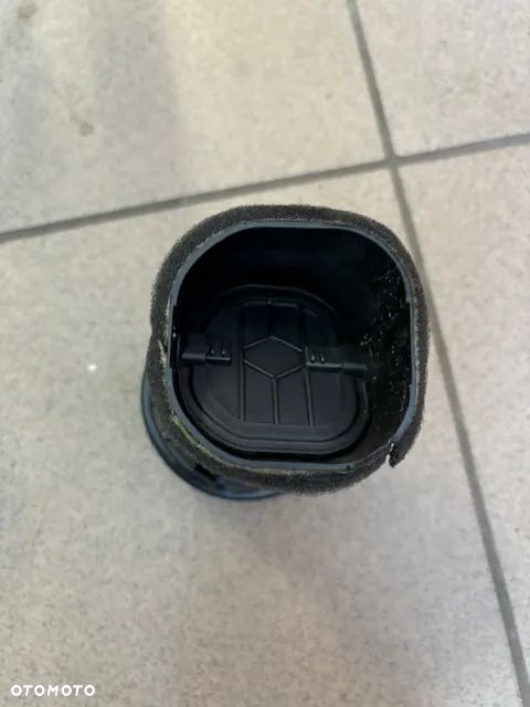 KRATKA KRATKI NAWIEWU AUDI A3 8P 8P0820901D 8P0820901A - 7