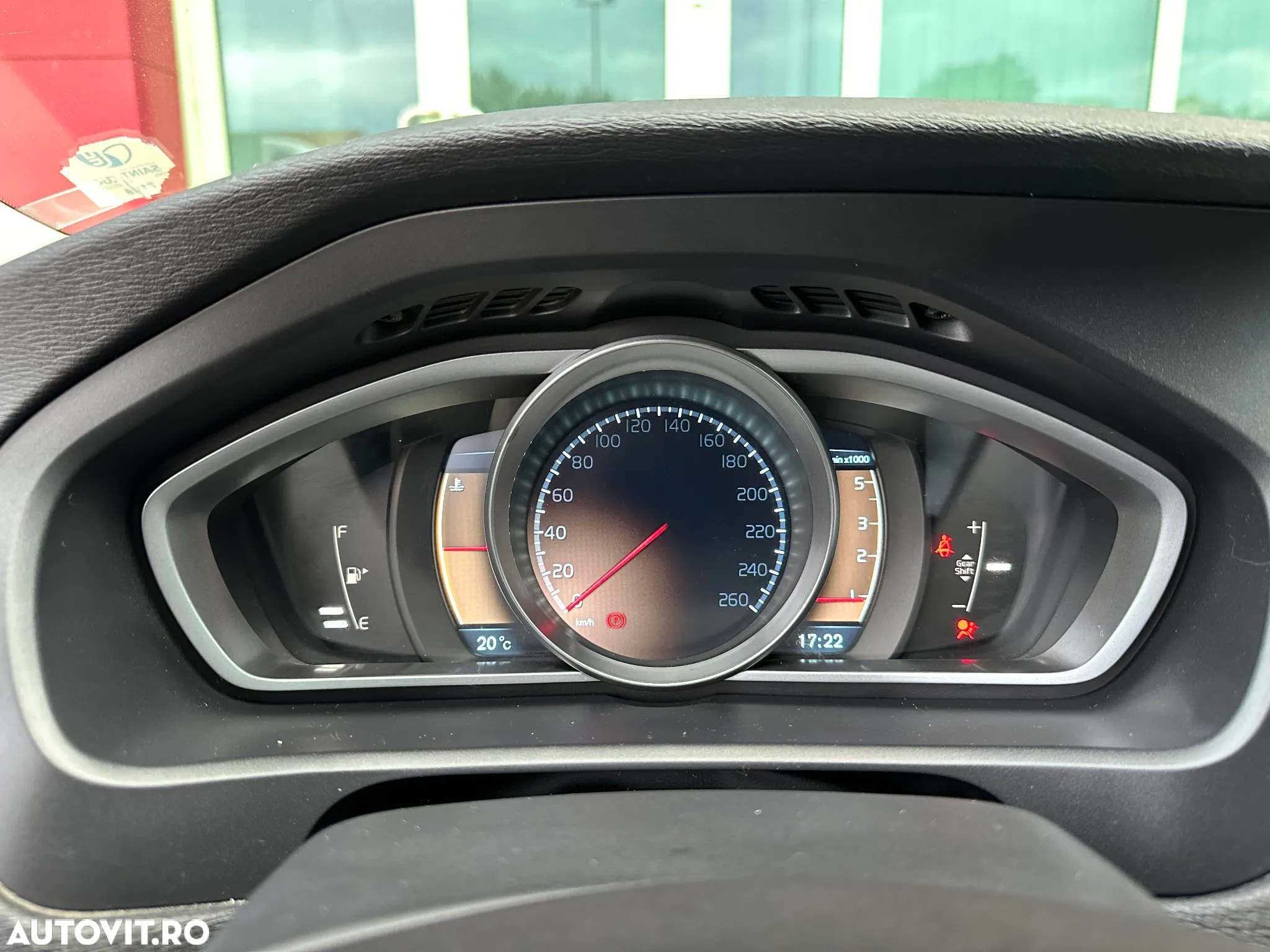 Volvo V40 - 11