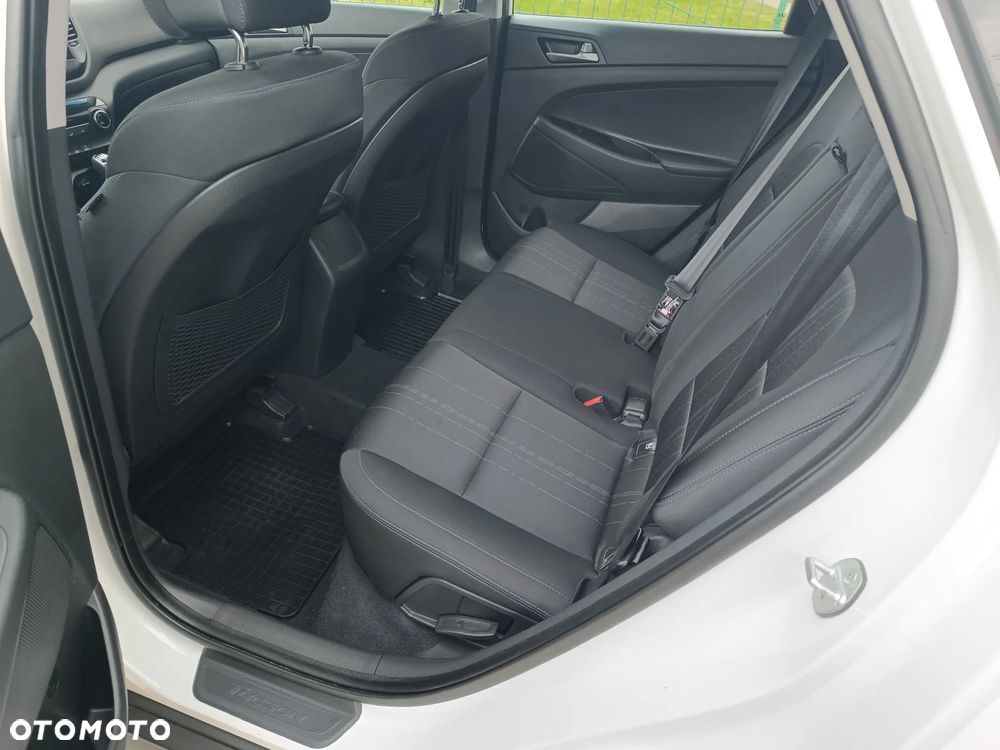 Hyundai Tucson 1.6 GDi Comfort 2WD - 23