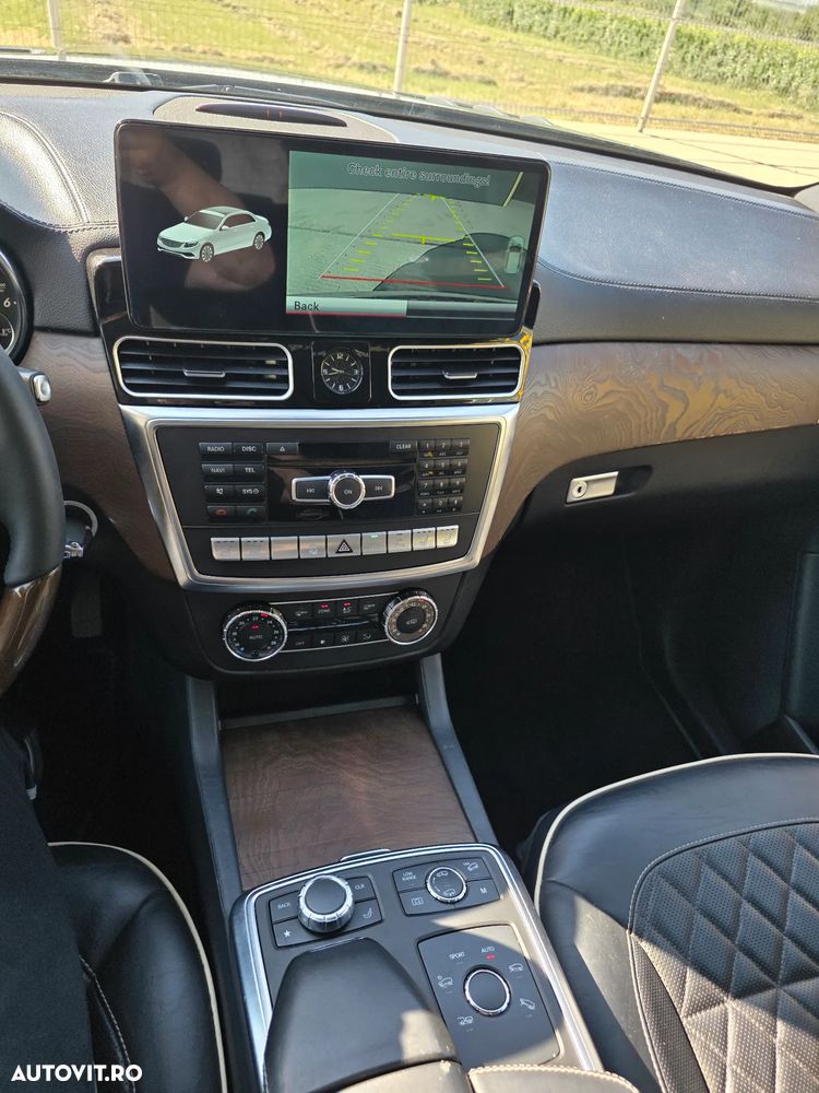 Mercedes-Benz GL - 21