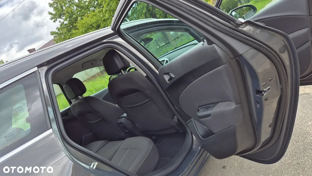 Opel Astra 1.4 Turbo Sport - 11
