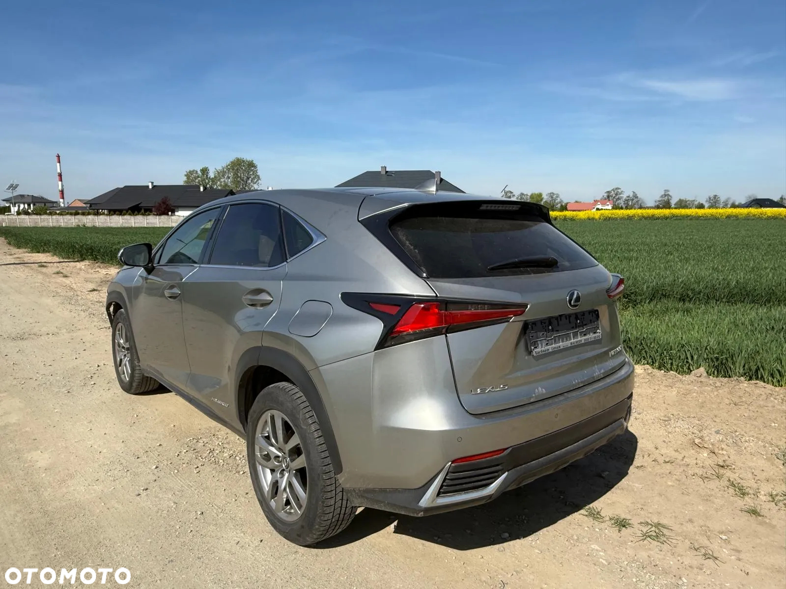 Lexus NX 300h Comfort AWD - 2