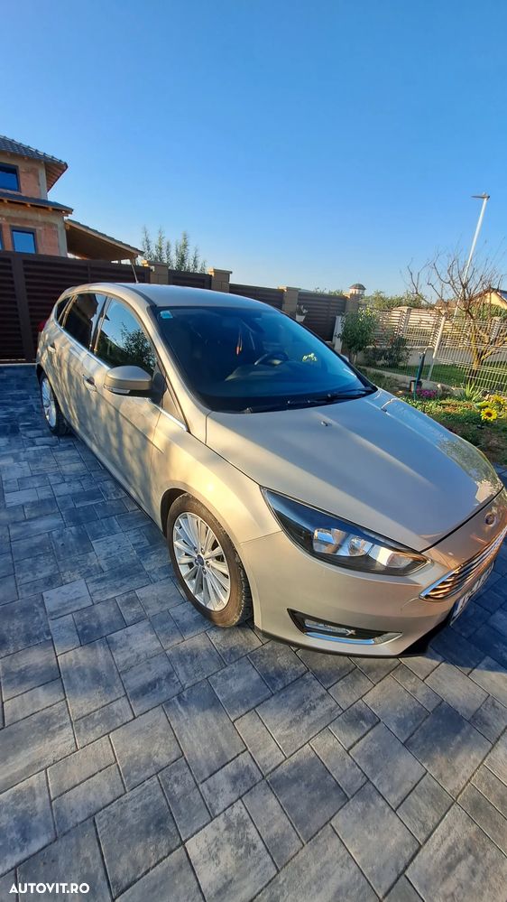 Ford Focus 1.0 EcoBoost Titanium - 18