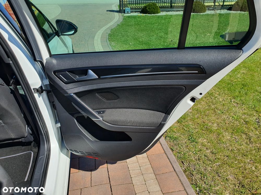 Volkswagen Golf GTD (BlueMotion Technology) DSG - 33