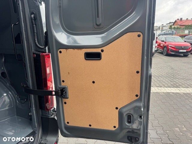 Renault Master RENAULT MASTER Furgon FWD EXTRA 3,5T L3H2 2.0dCi 170 AT9 - 12