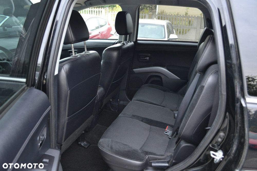 Mitsubishi Outlander 2.0 Intense 2WD CVT - 8