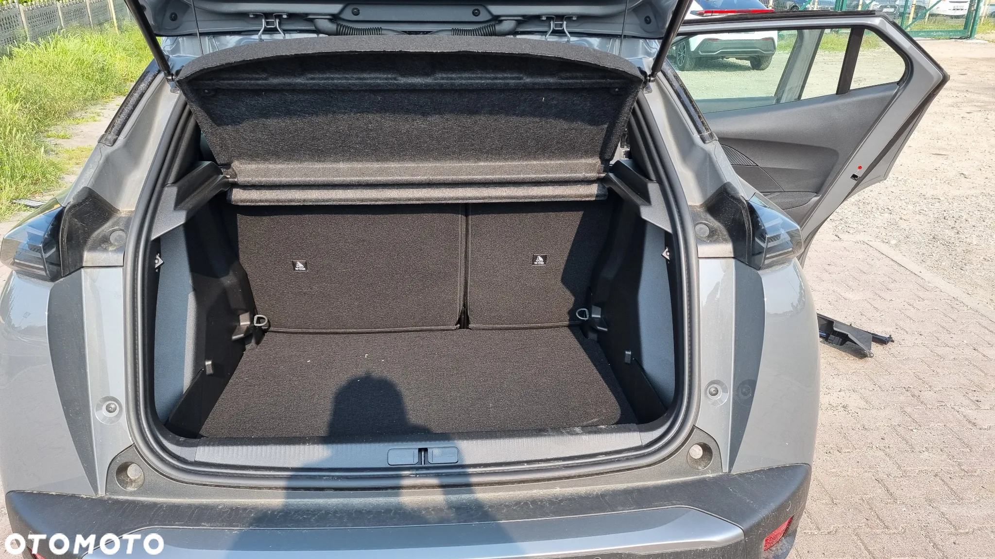 Peugeot 2008 PureTech mHEV Style e-DCS6 - 22