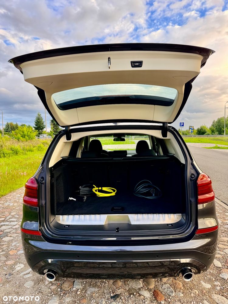 BMW X3 xDrive30e Business Edition sport - 40