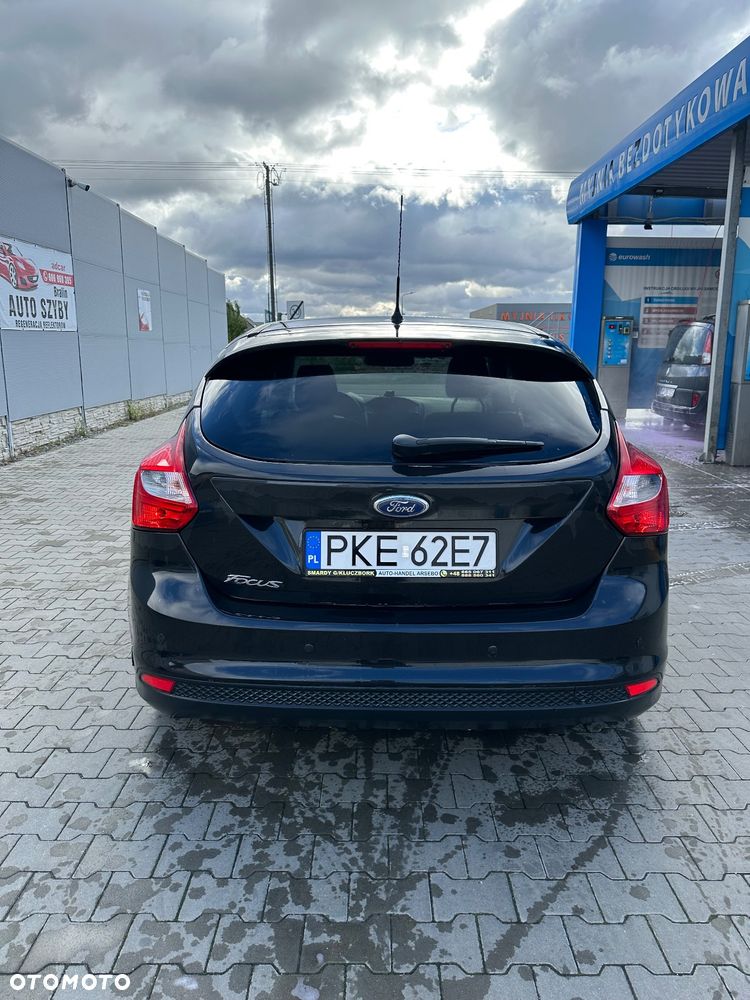 Ford Focus 1.6 Ambiente - 6