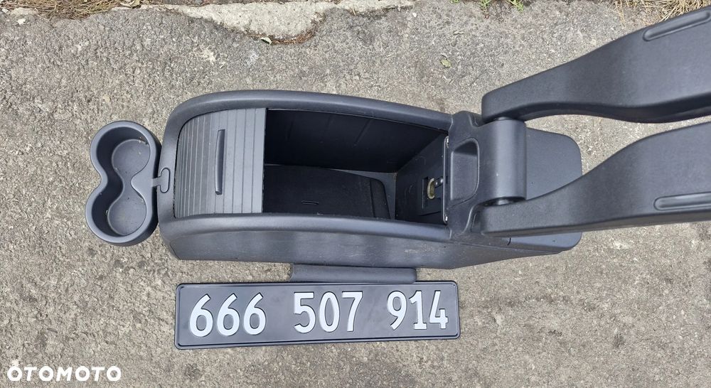 podłokietnik Renault Scenic II - 3