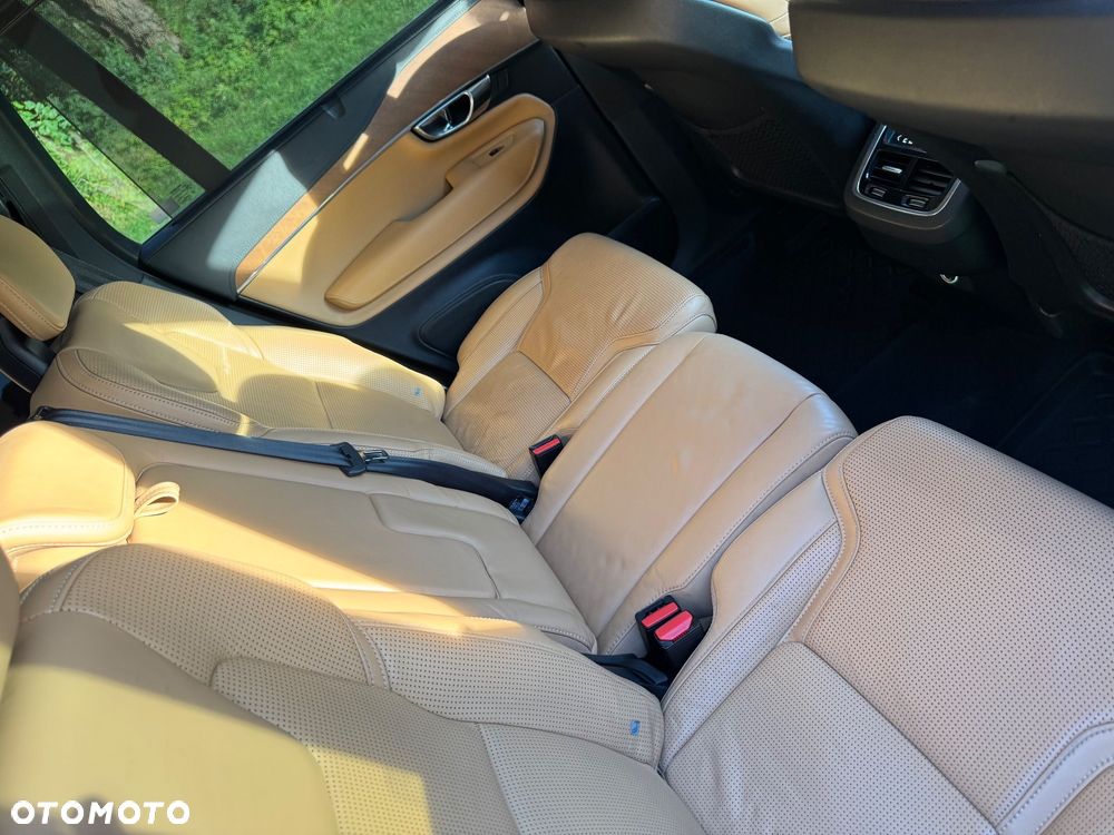 Volvo XC 90 D5 AWD Inscription 7os - 32