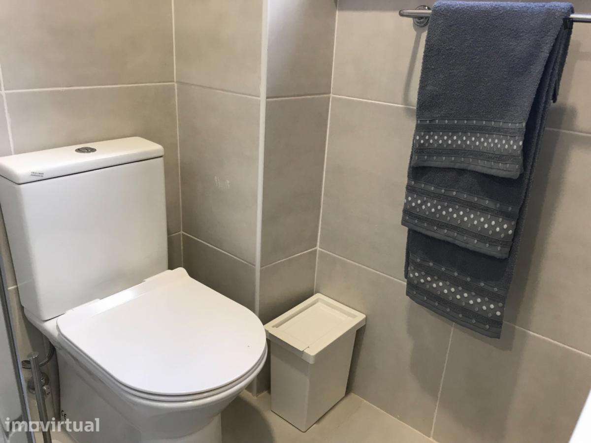 Apartamento com 1 quartos - localizado em Roma-Areeiro Lisbon - Grande imagem: 4/14