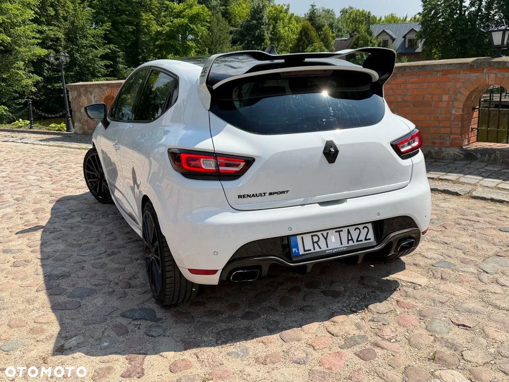 Renault Clio TCe 220 EDC R.S Trophy - 16