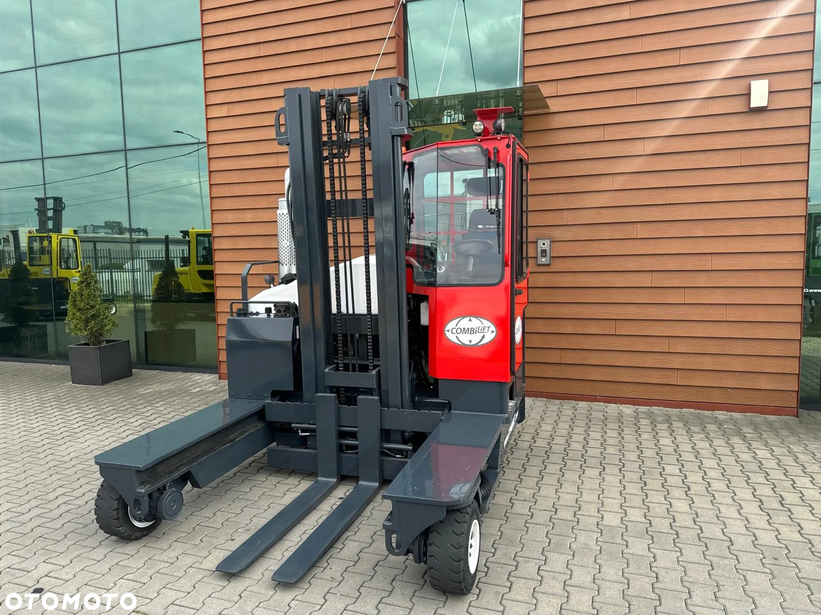 Combilift C4000 / DIESEL  /Duży wybór Combiliftów - 11