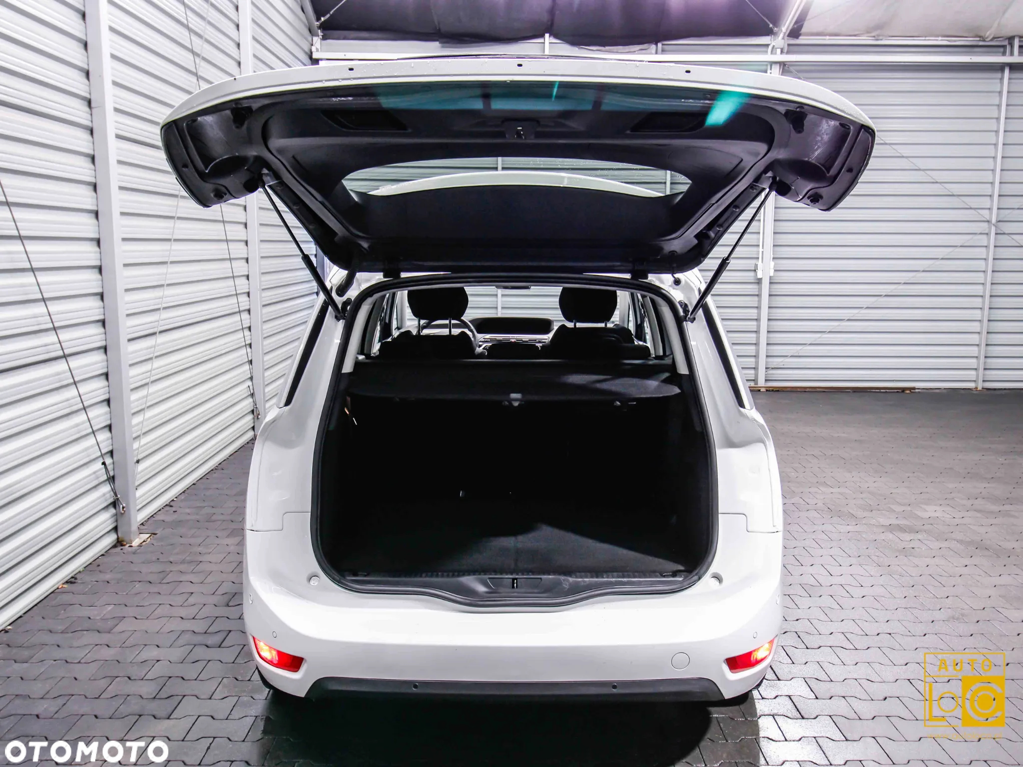 Citroën C4 SpaceTourer Grand 1.2 PureTech Origins S&S - 14