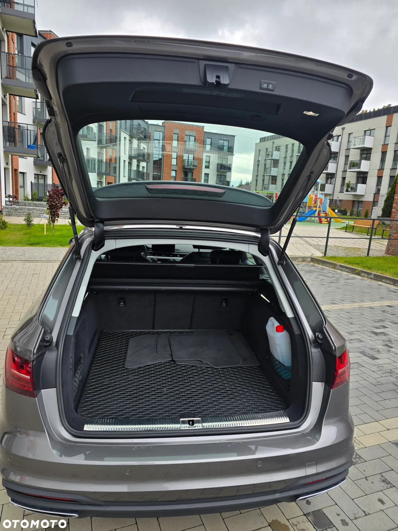 Audi A4 Avant 40 TDI quattro S tronic - 24