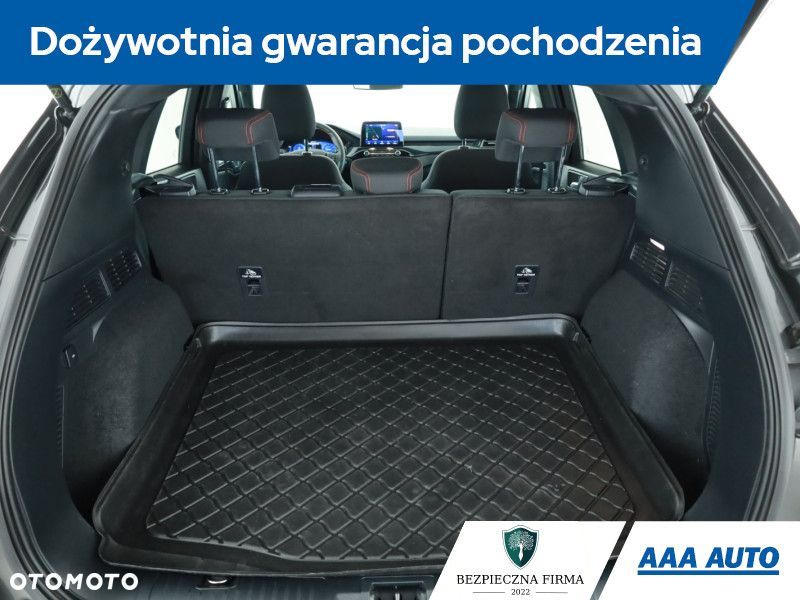 Ford Kuga - 12