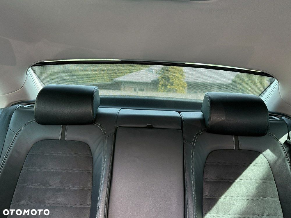 Volkswagen Passat CC - 19