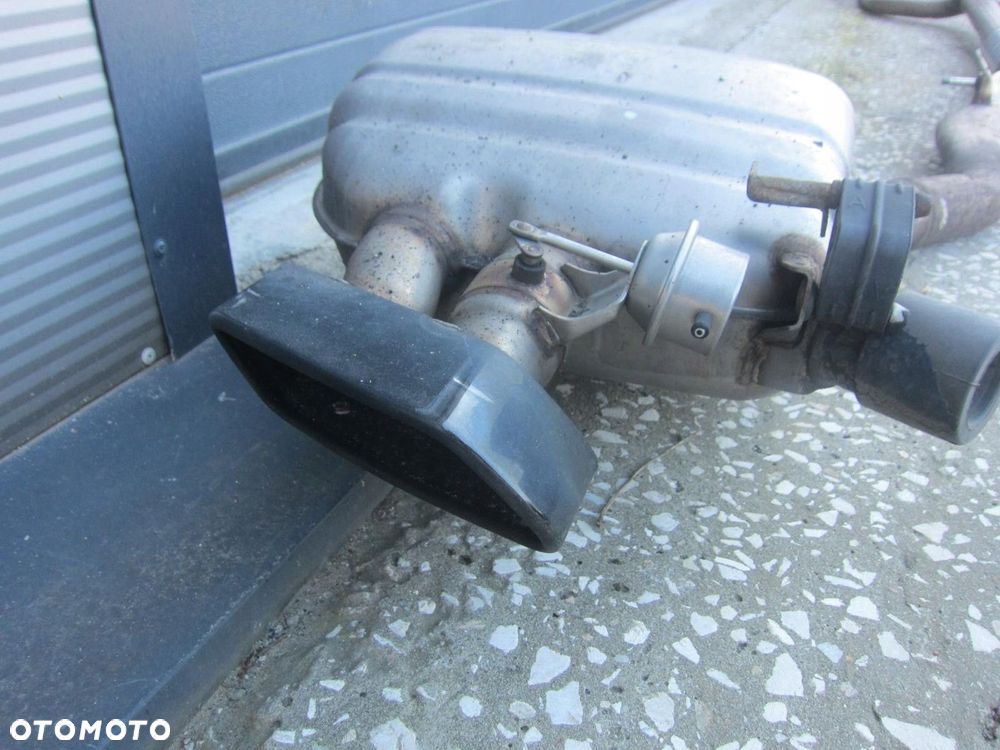BMW F13 F06 650I F12 TŁUMIK KOMPLETNY WYDECH 7629377 7629137 18307629377 - 5