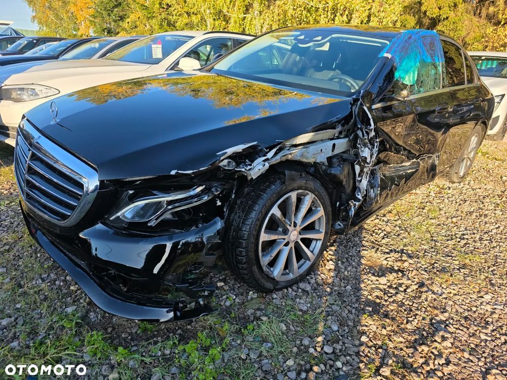 Mercedes-Benz Klasa E 220 d 9G-TRONIC Avantgarde - 2