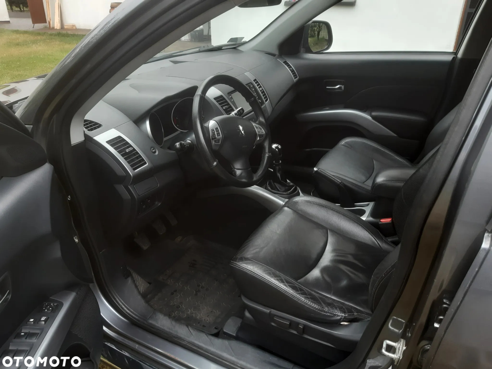Peugeot 4007 HDI FAP 7-Sitzer Platinum - 10